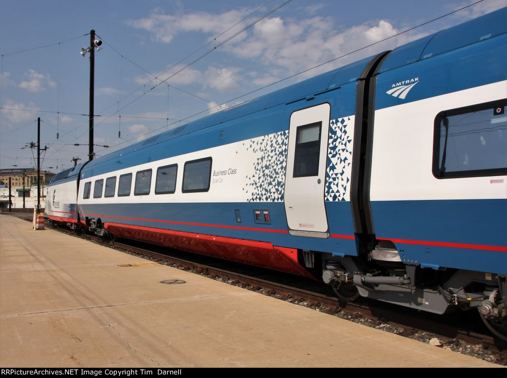 Avelia Business class car